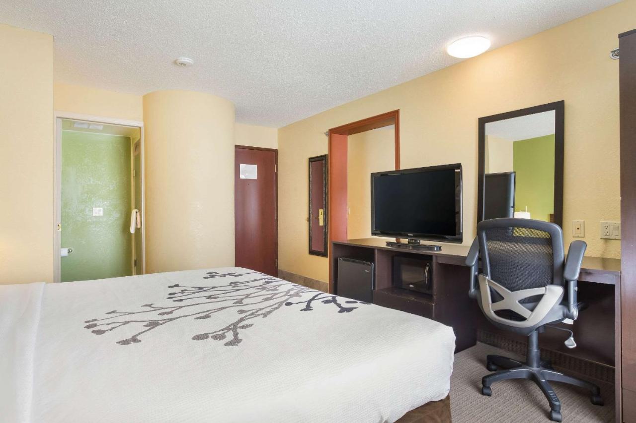 Sleep Inn & Suites Grand Rapids Extérieur photo