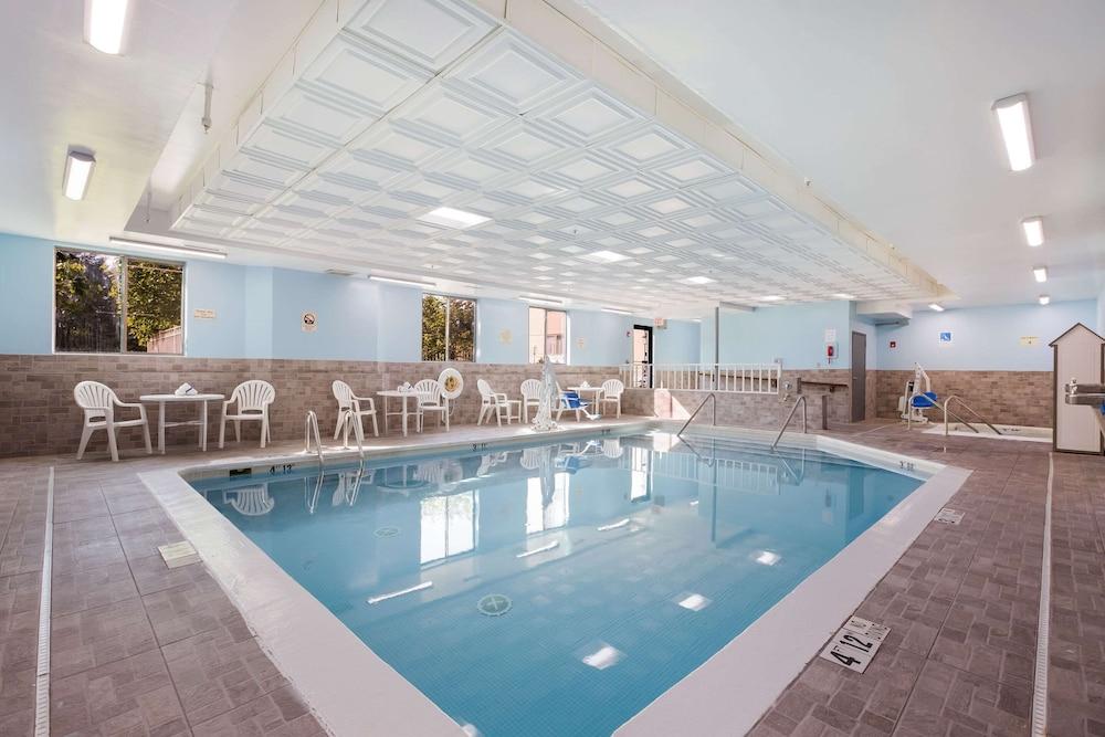 Sleep Inn & Suites Grand Rapids Extérieur photo