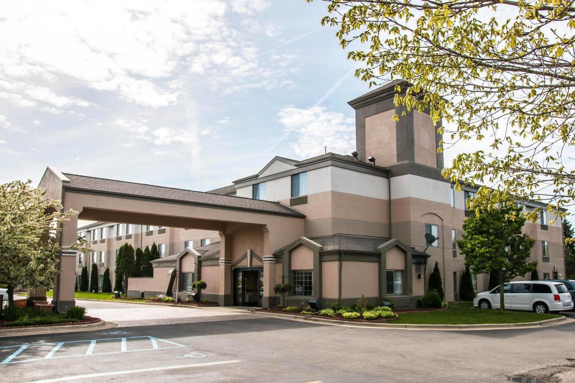 Sleep Inn & Suites Grand Rapids Extérieur photo