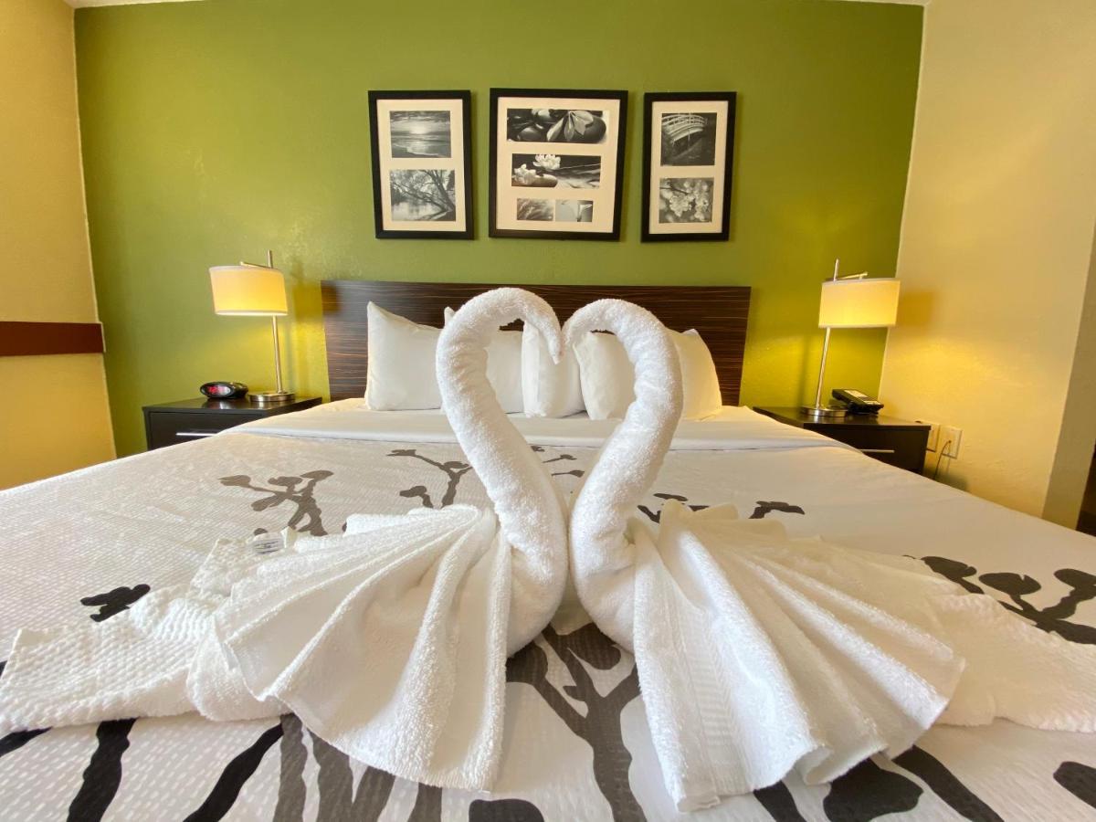 Sleep Inn & Suites Grand Rapids Extérieur photo